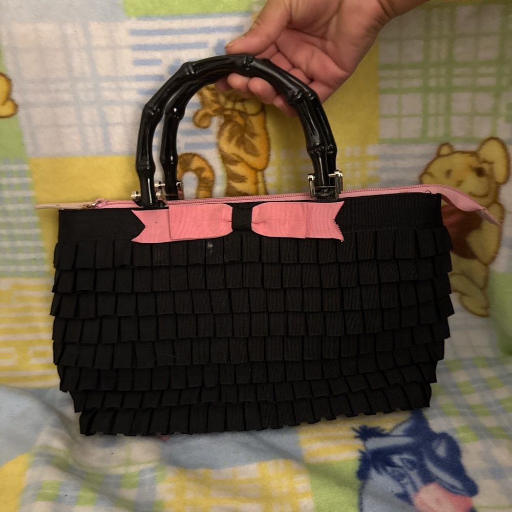 Ruffled purse